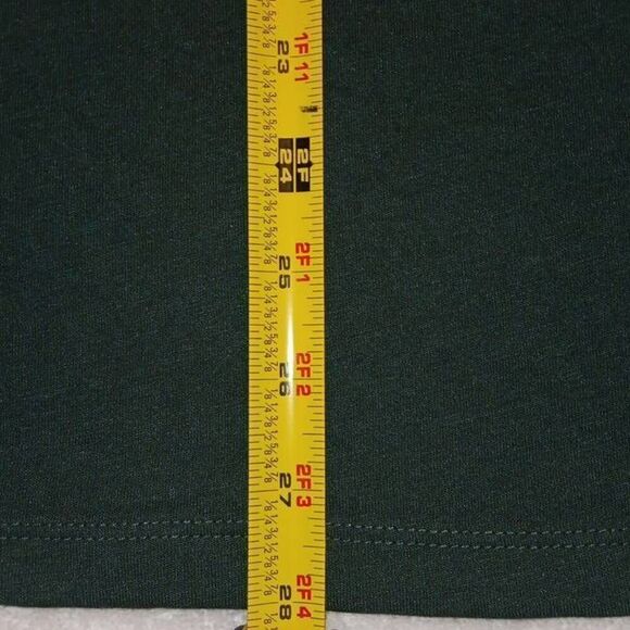 Old St. Nick's Tree Delivery Tee Size Large Christmas Tshirt Brand Old Navy C - Picture 5 of 6